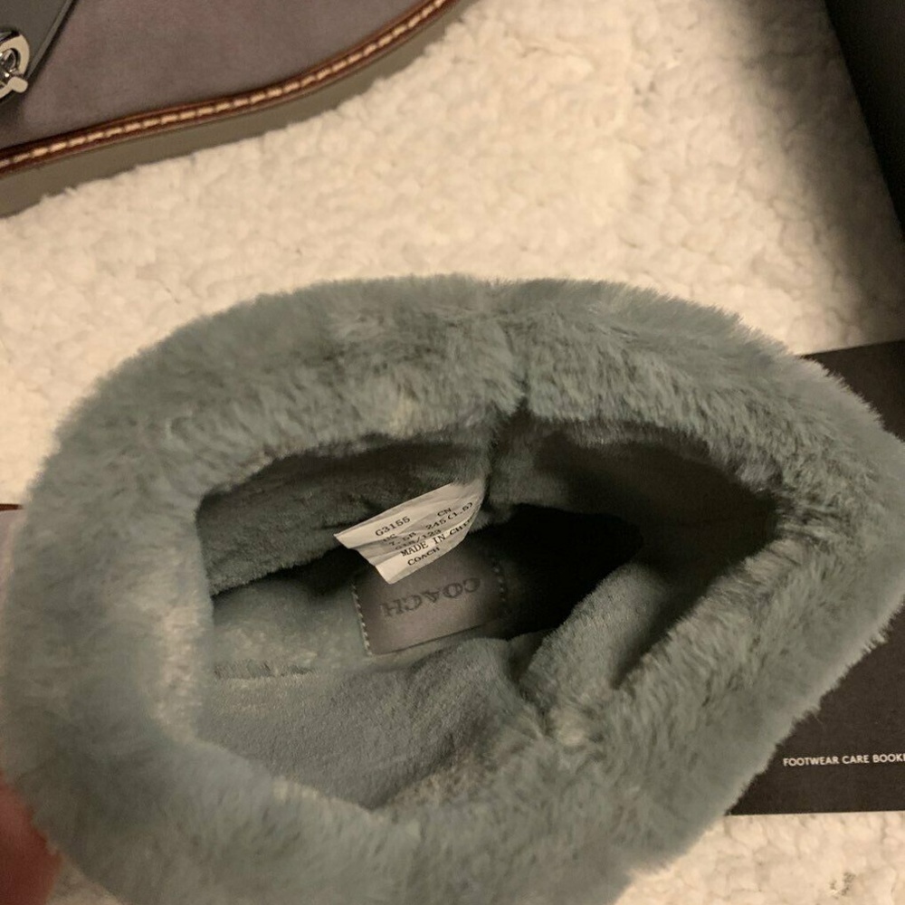 Coach Illia Winter Boots Grey Suede 9.5 NEW IN BOX - Picture 4 of 5